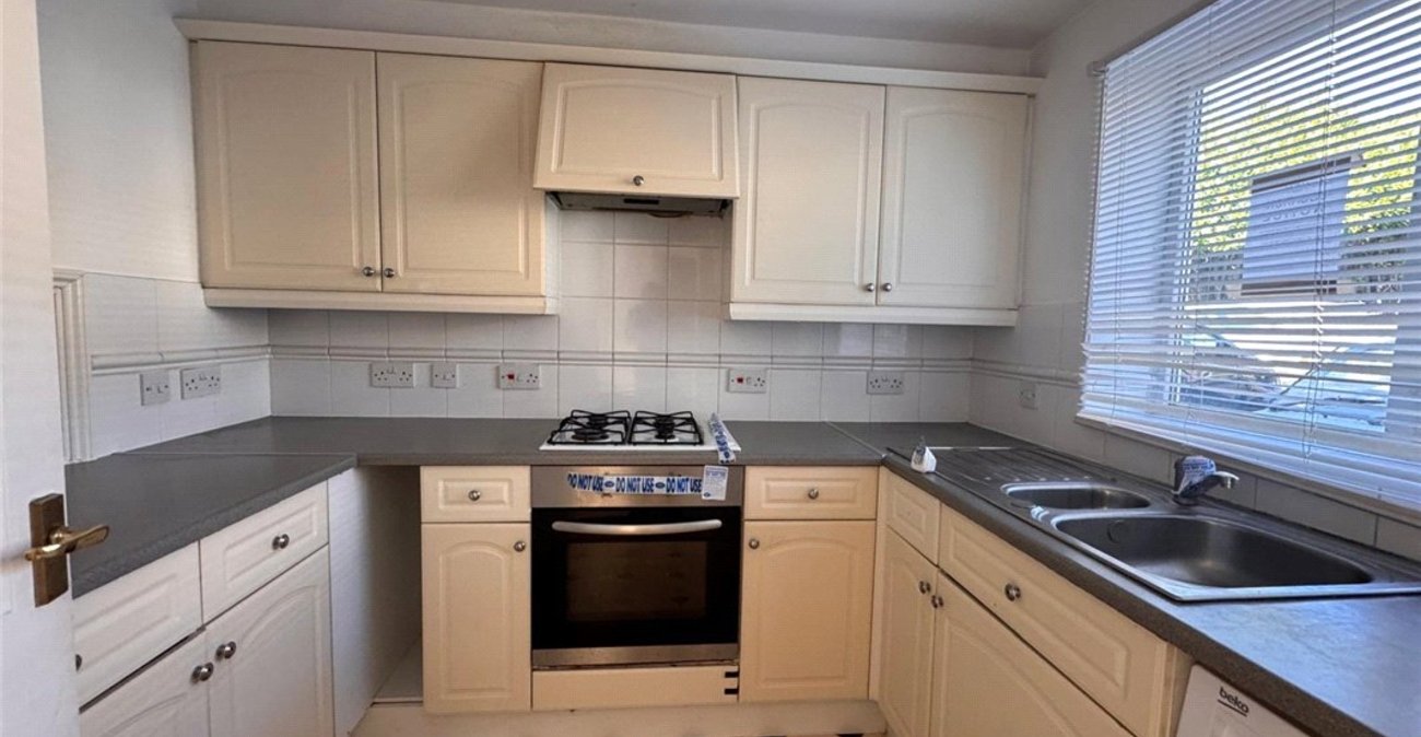 2 bedroom house for sale in St Mary Cray | Robinson Jackson