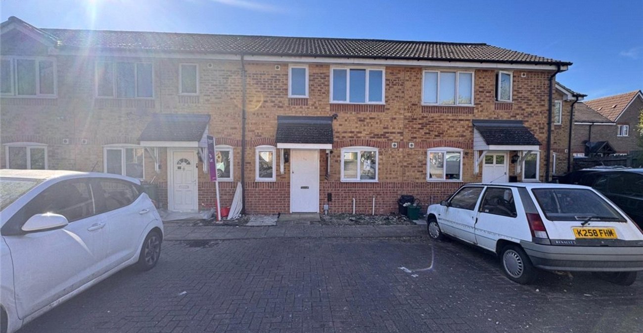 2 bedroom house for sale in St Mary Cray | Robinson Jackson