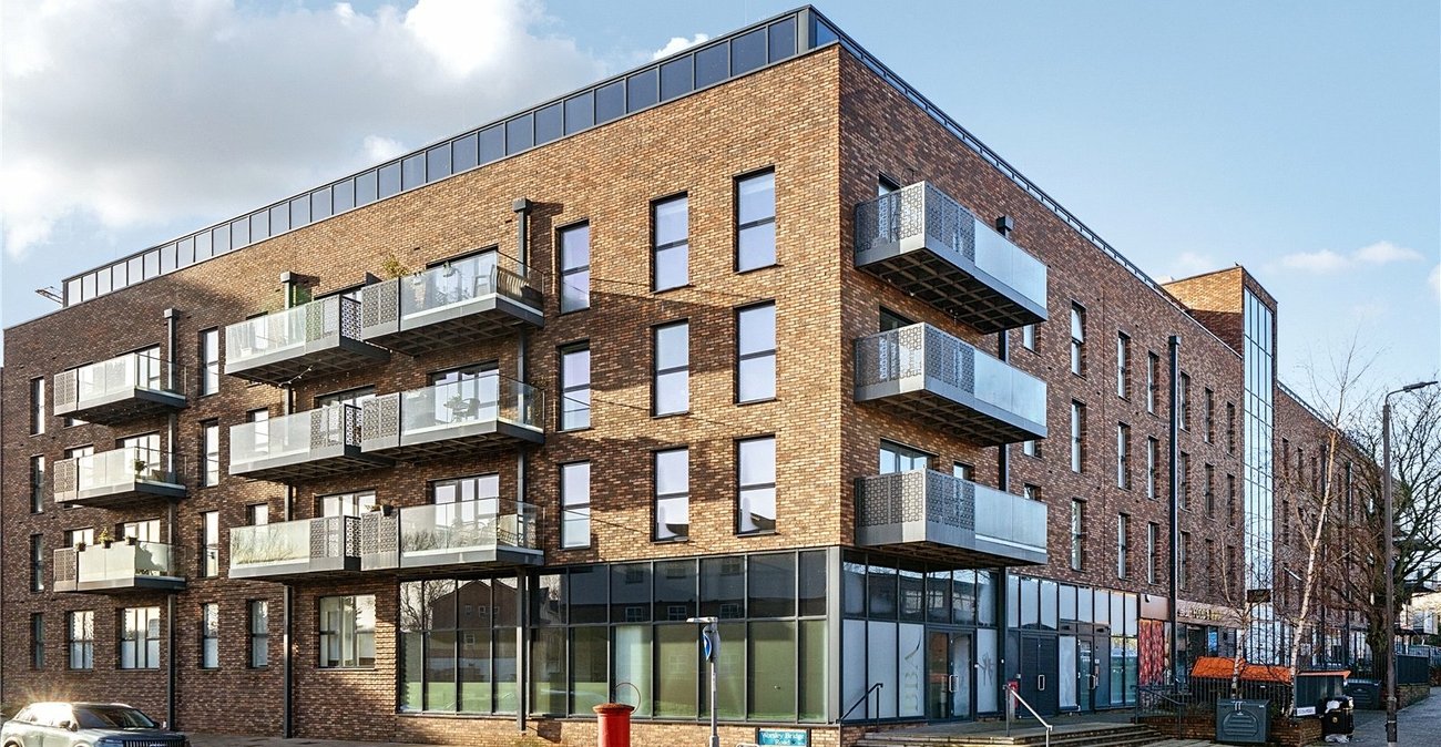 1 bedroom property for sale in Sydenham | Robinson Jackson