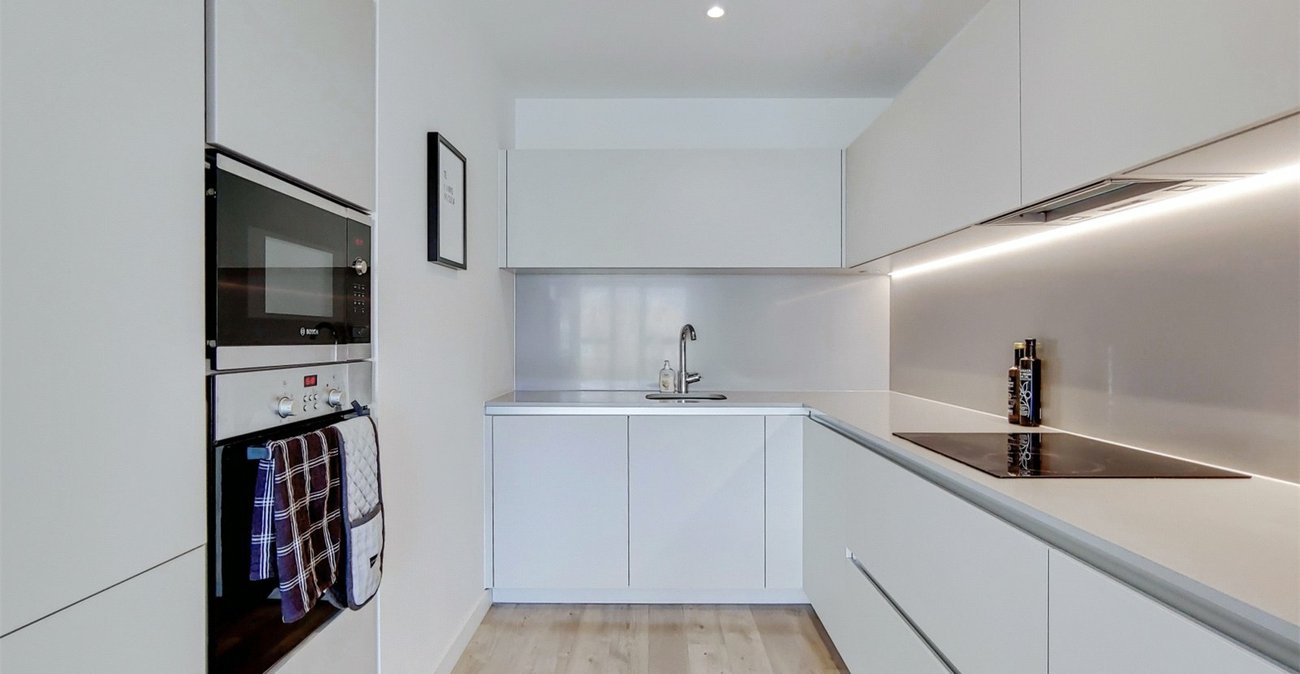 1 bedroom property for sale in Sydenham | Robinson Jackson