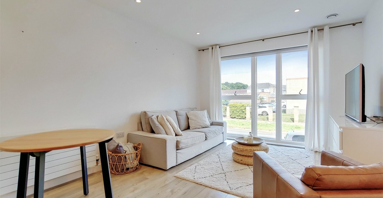 1 bedroom property for sale in Sydenham | Robinson Jackson