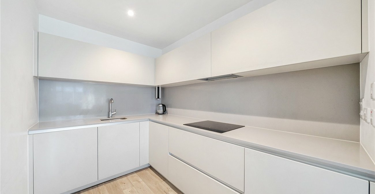 1 bedroom property for sale in Sydenham | Robinson Jackson