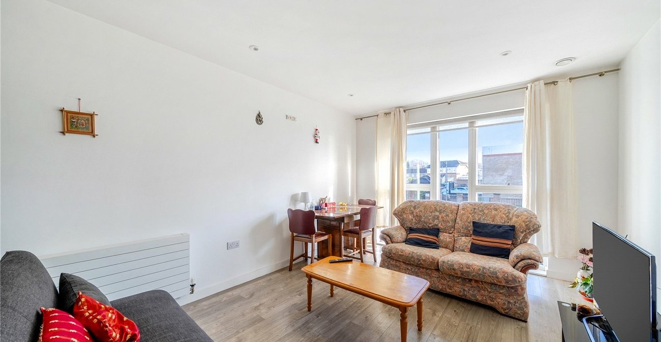 1 bedroom property for sale in Sydenham | Robinson Jackson