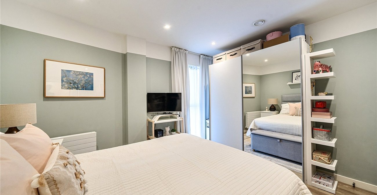 1 bedroom property for sale in Sydenham | Robinson Jackson