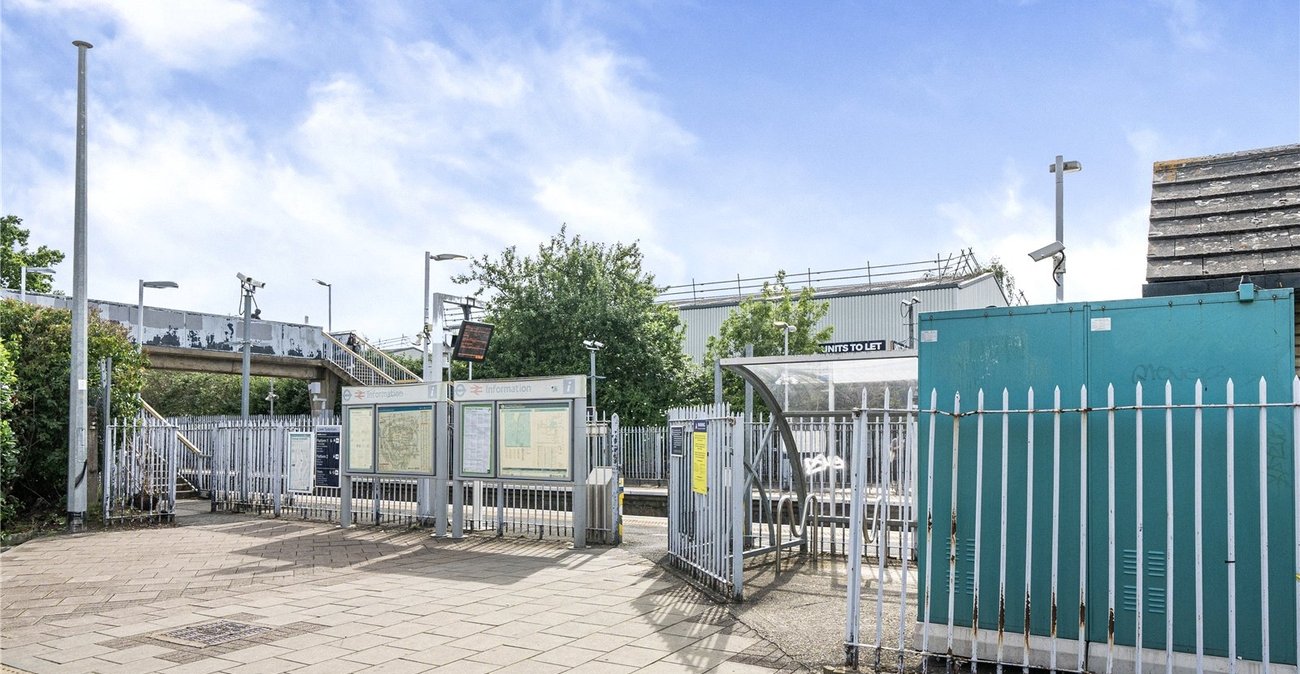 1 bedroom property for sale in Sydenham | Robinson Jackson