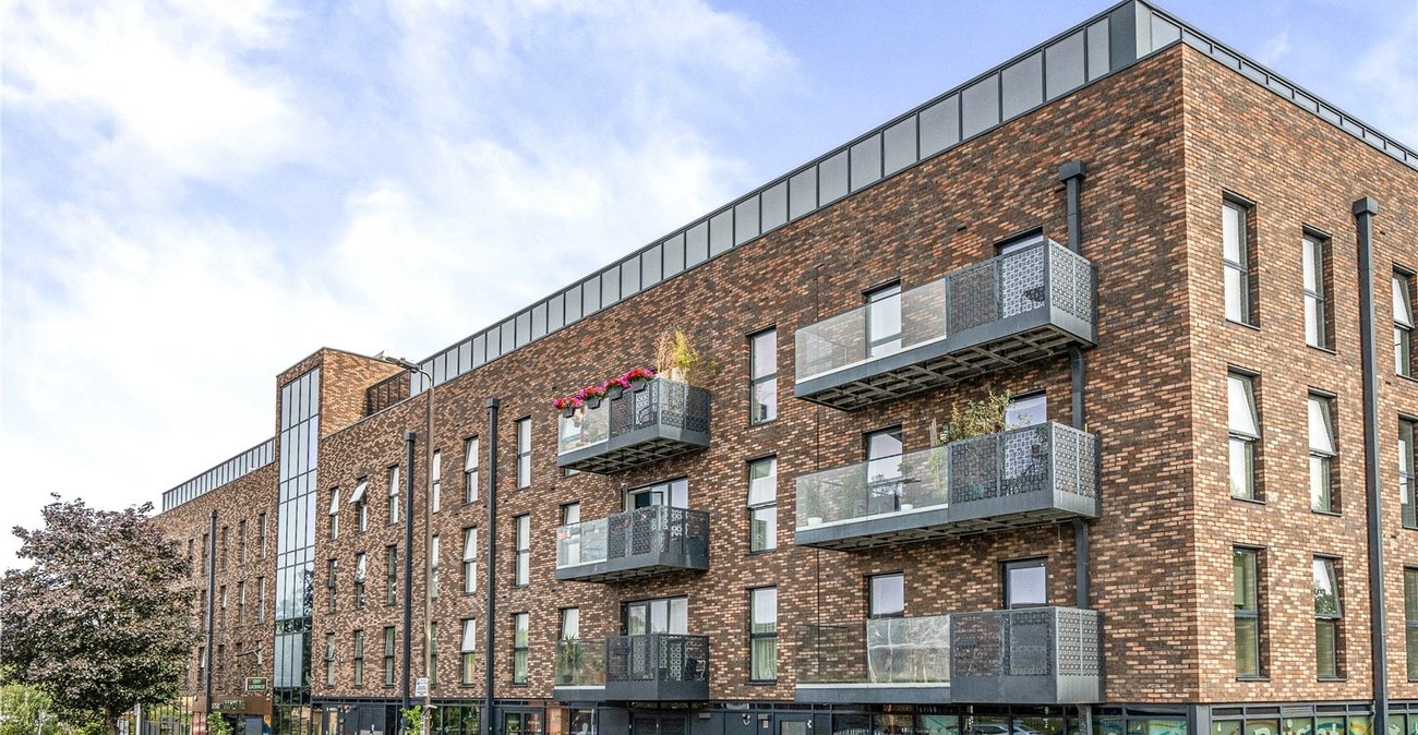 1 bedroom property for sale in Sydenham | Robinson Jackson