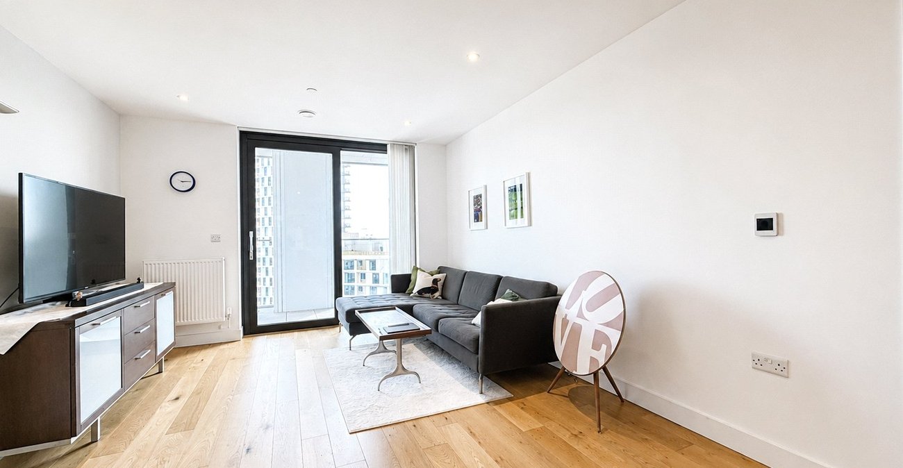 2 bedroom property for sale in Lewisham | Robinson Jackson