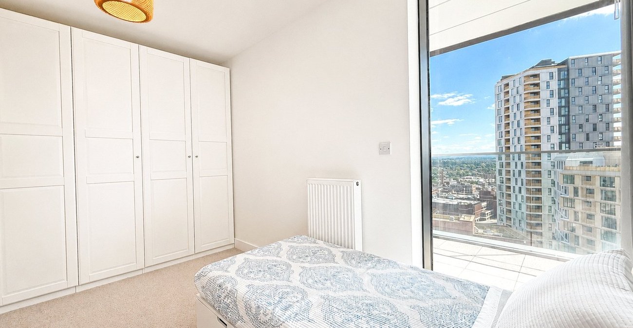2 bedroom property for sale in Lewisham | Robinson Jackson