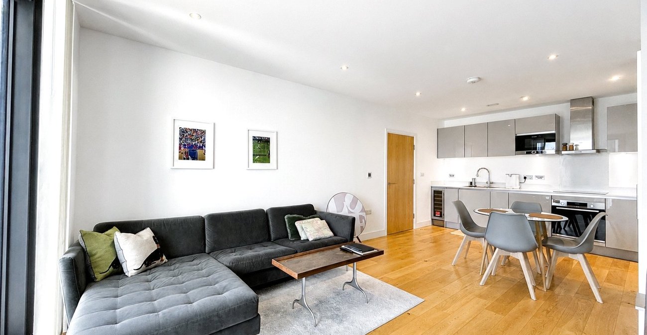 2 bedroom property for sale in Lewisham | Robinson Jackson
