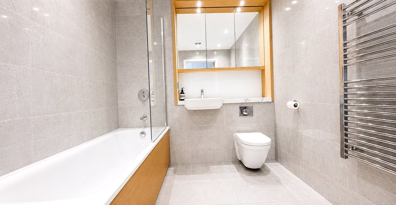 2 bedroom property for sale in Lewisham | Robinson Jackson