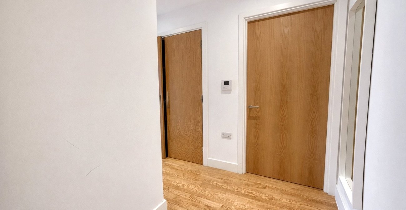 1 bedroom property for sale in London | Robinson Jackson