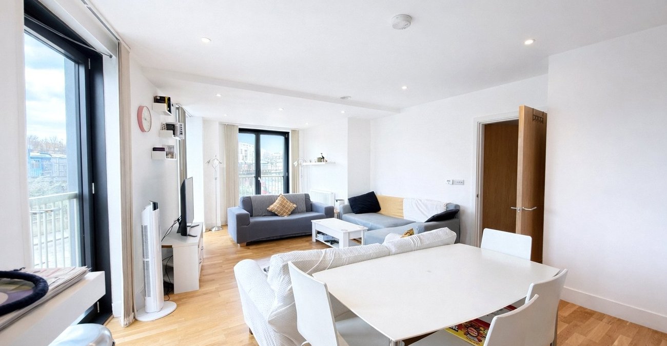 1 bedroom property for sale in London | Robinson Jackson