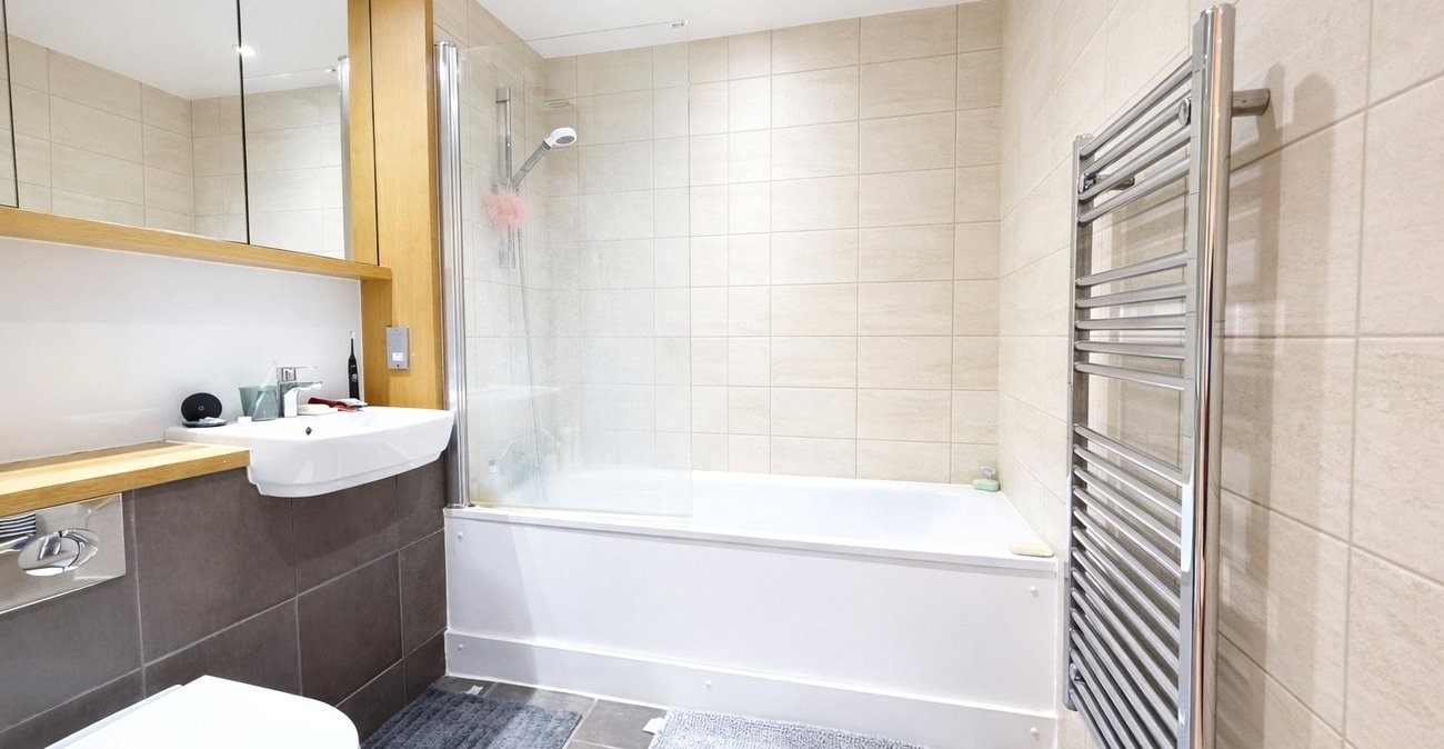 1 bedroom property for sale in London | Robinson Jackson