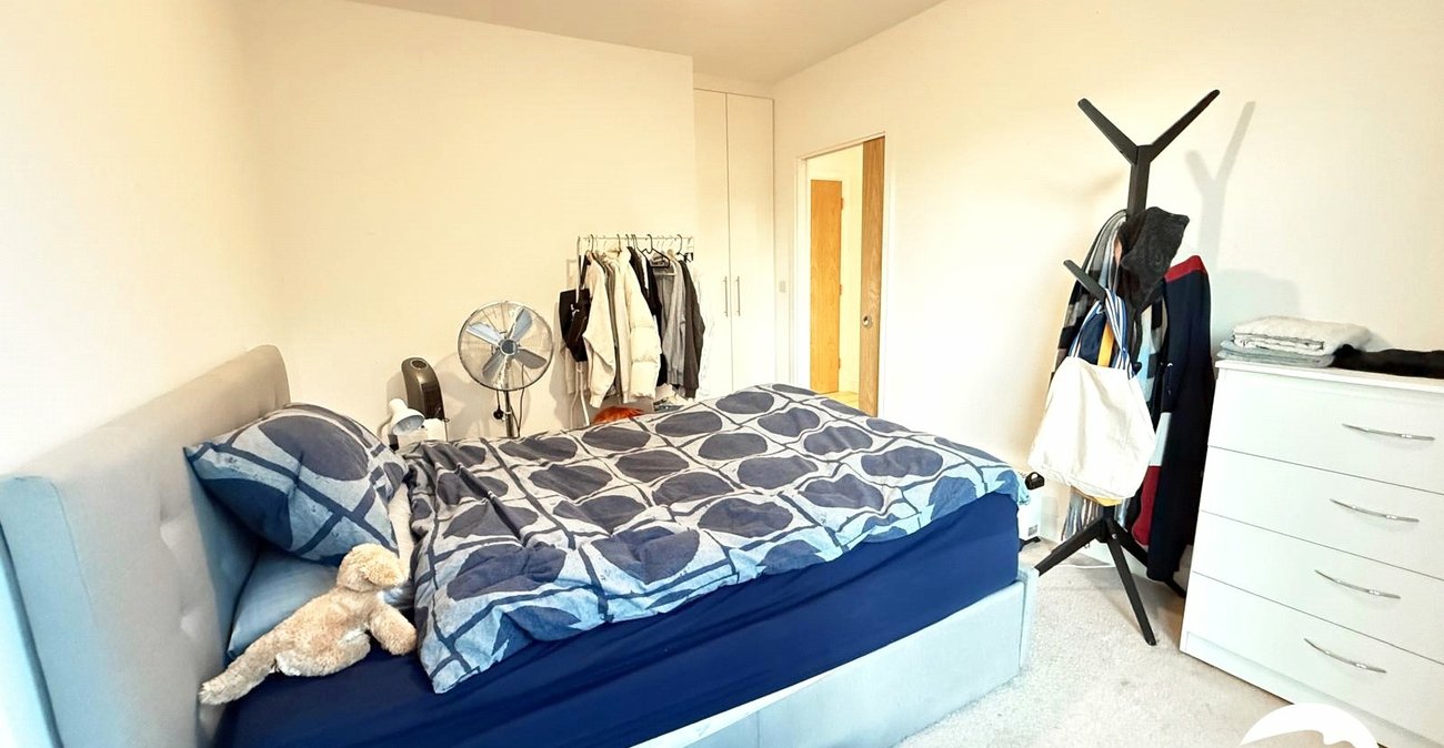 1 bedroom property for sale in London | Robinson Jackson