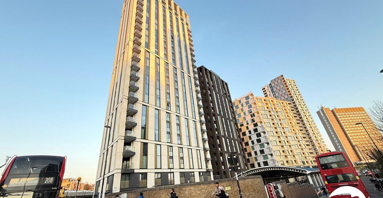 1 bedroom property for sale in London | Robinson Jackson