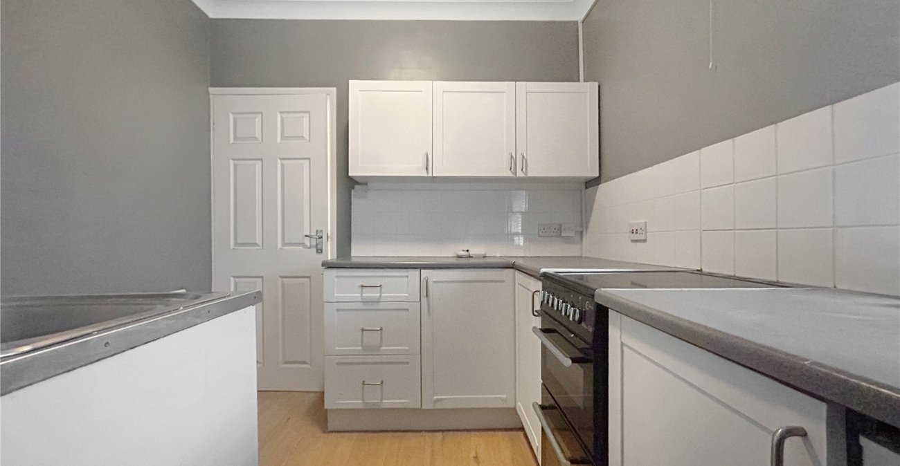 1 bedroom property for sale in Rainham | Robinson Michael & Jackson