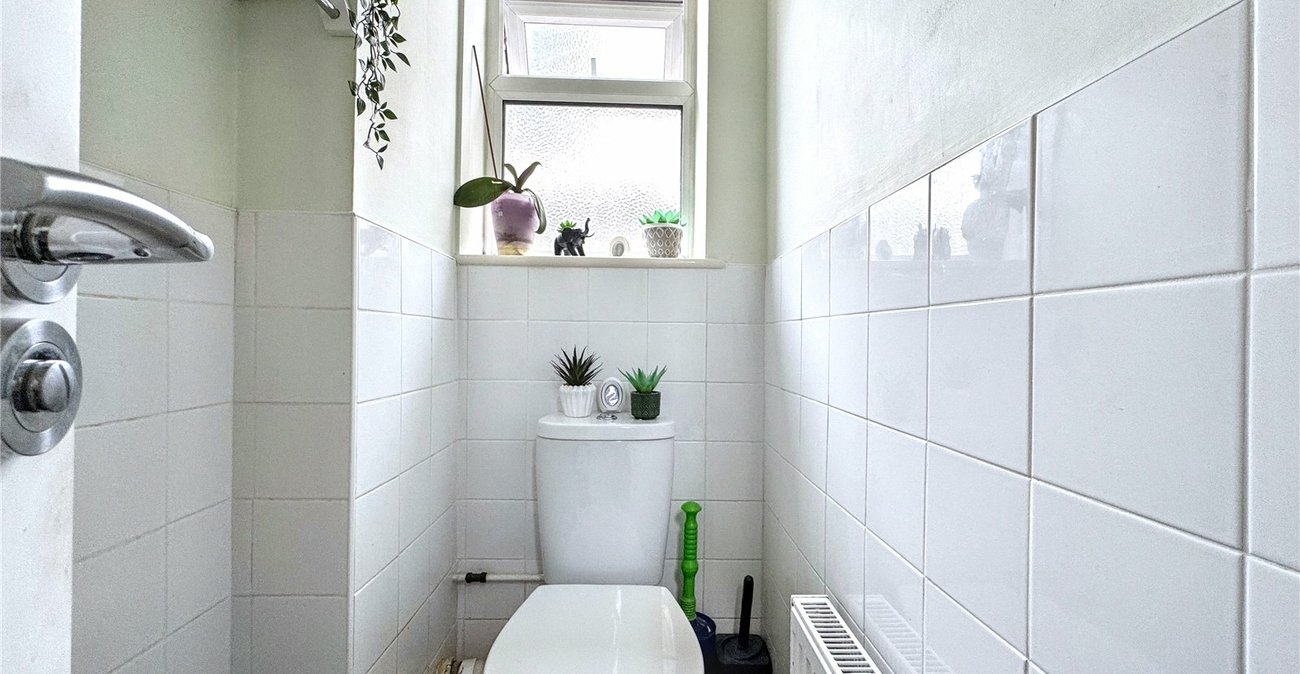 3 bedroom house for sale in Rainham | Robinson Michael & Jackson