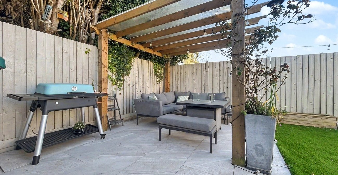 3 bedroom house for sale in Rainham | Robinson Michael & Jackson