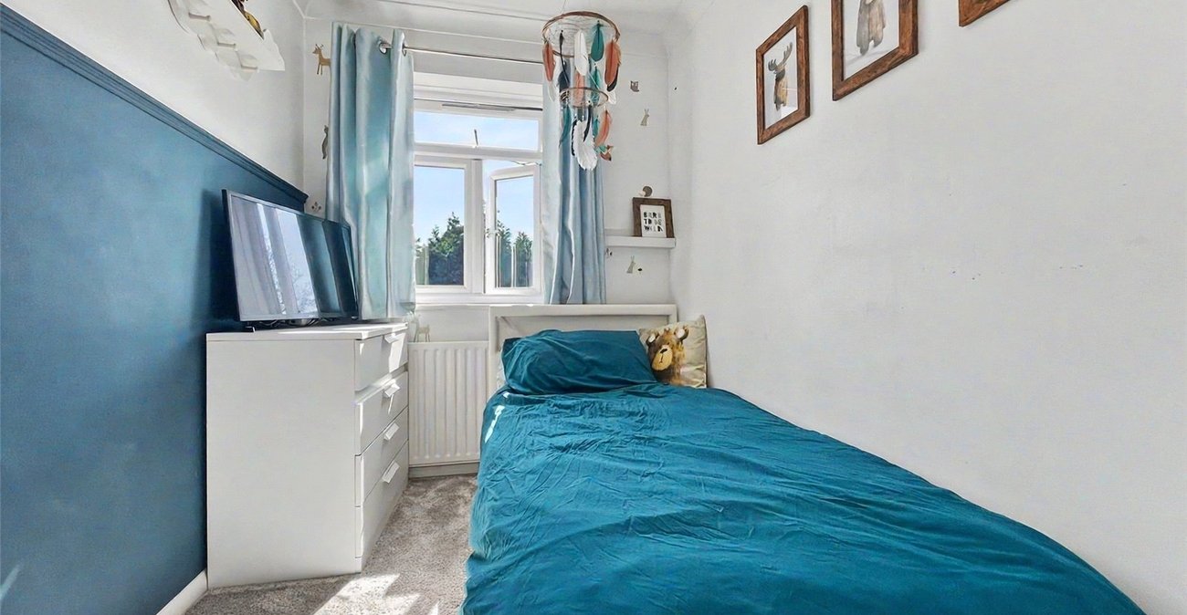 3 bedroom house for sale in Rainham | Robinson Michael & Jackson