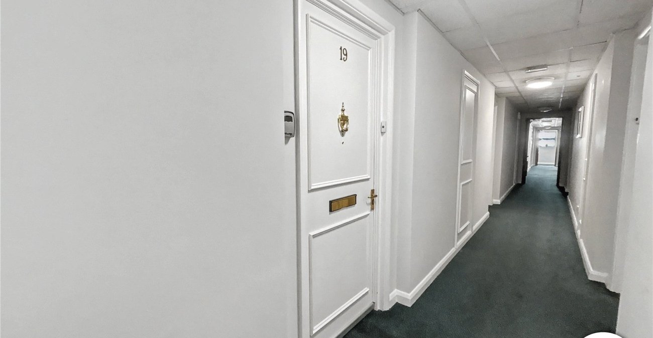 1 bedroom property for sale in Sidcup | Robinson Jackson
