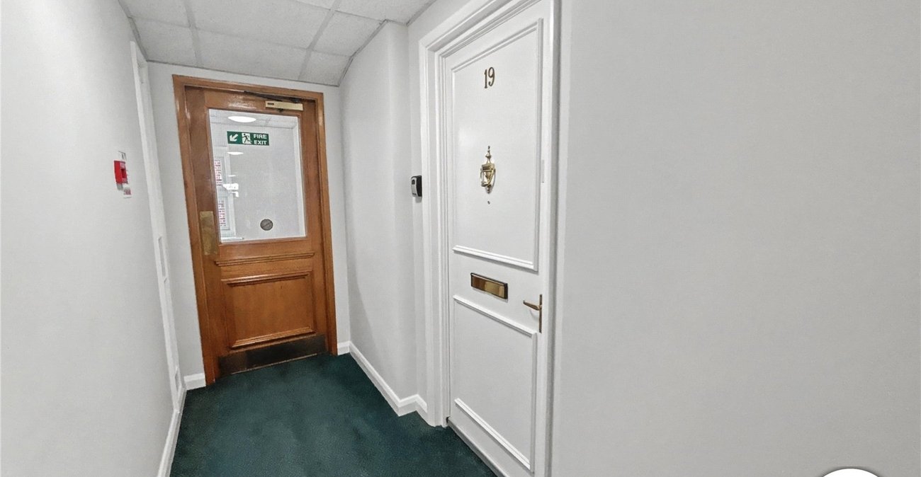 1 bedroom property for sale in Sidcup | Robinson Jackson