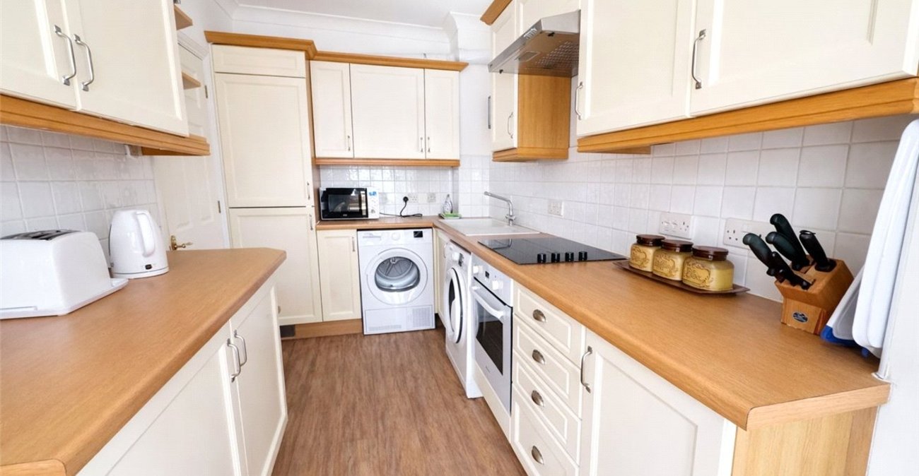 2 bedroom property to rent in South Orpington | Robinson Jackson