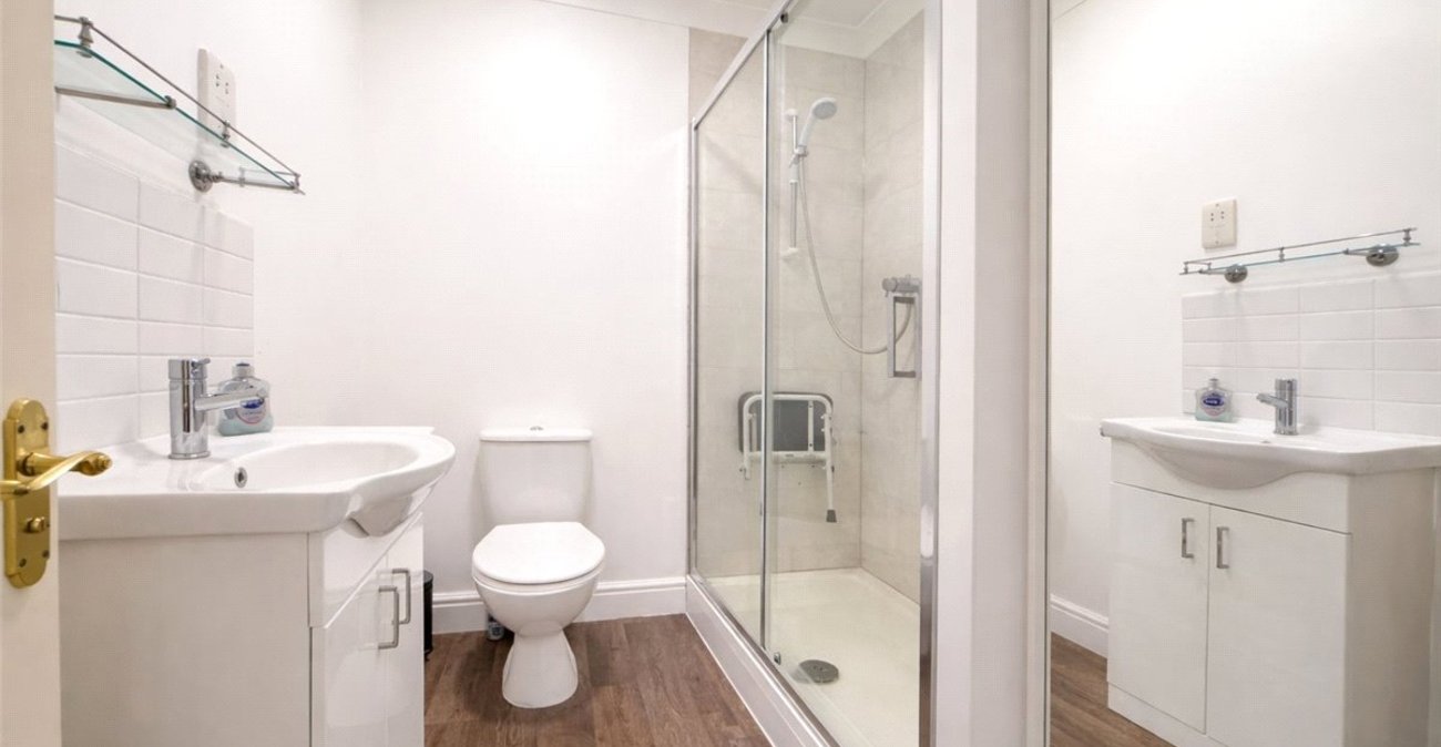 2 bedroom property to rent in South Orpington | Robinson Jackson