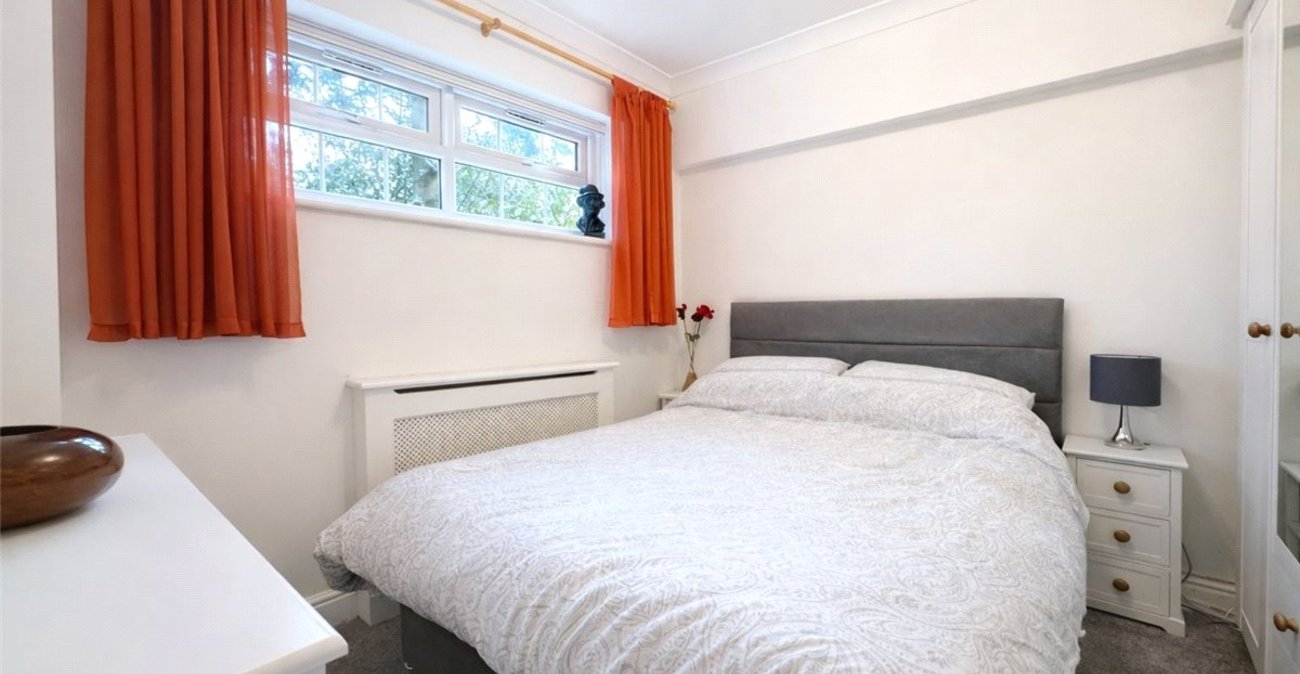 2 bedroom property to rent in South Orpington | Robinson Jackson
