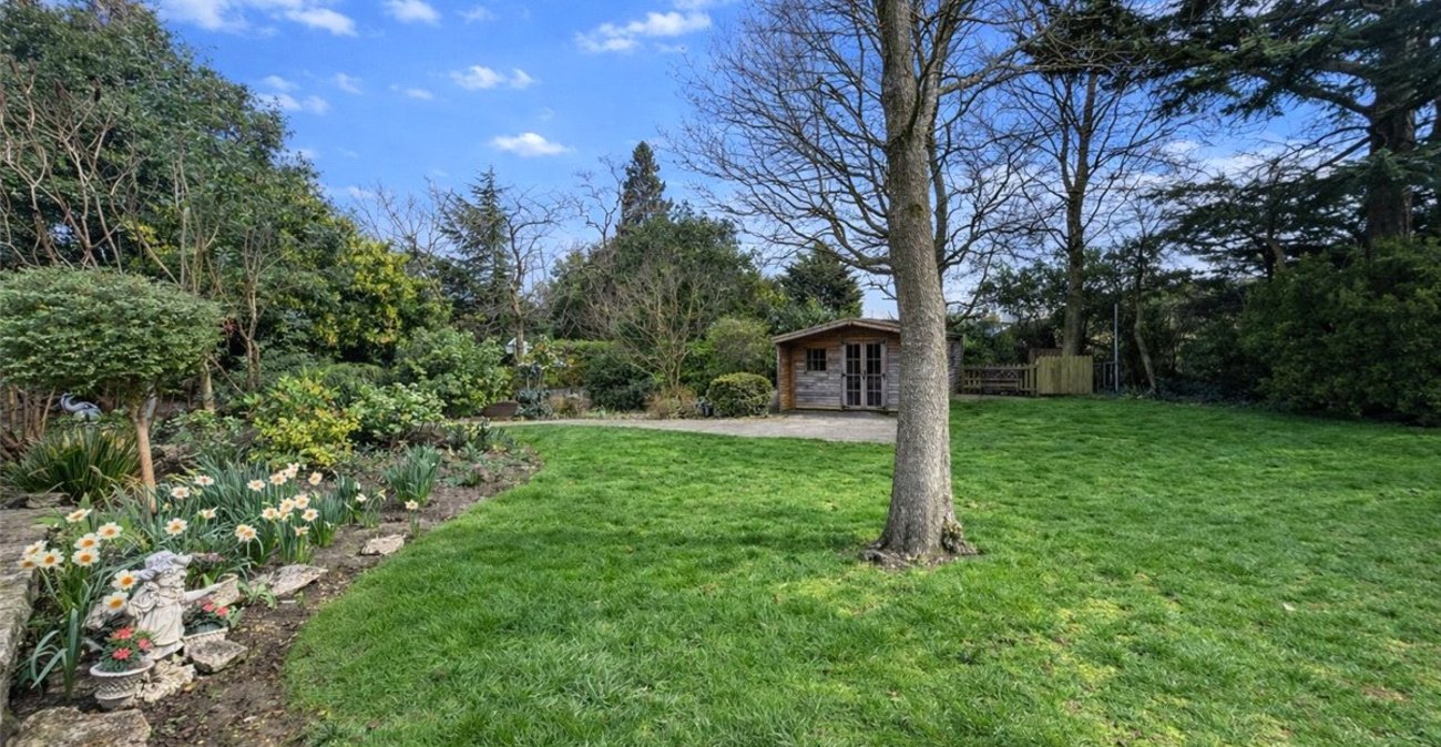 2 bedroom property to rent in South Orpington | Robinson Jackson