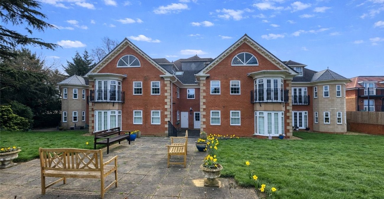 2 bedroom property to rent in South Orpington | Robinson Jackson