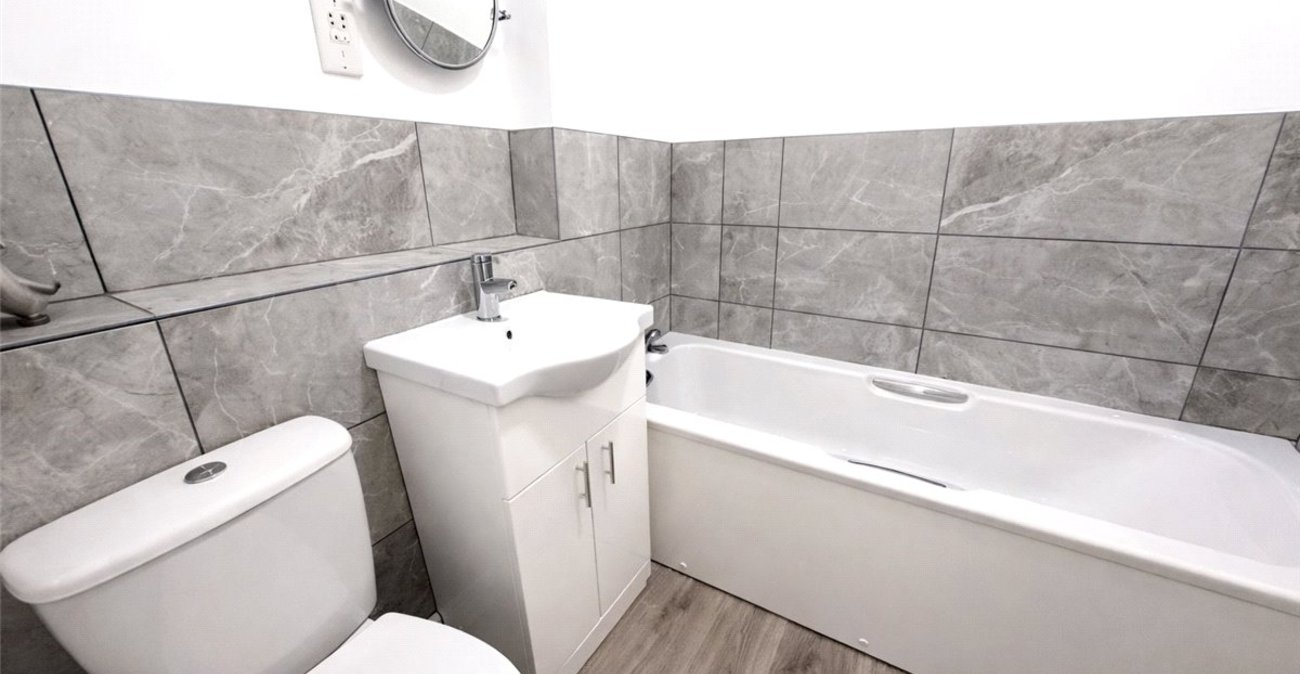 2 bedroom property to rent in South Orpington | Robinson Jackson
