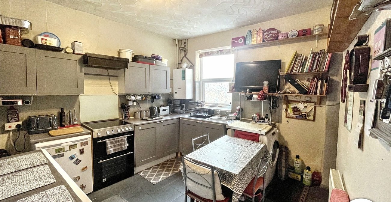 3 bedroom house for sale in Strood | Robinson Michael & Jackson