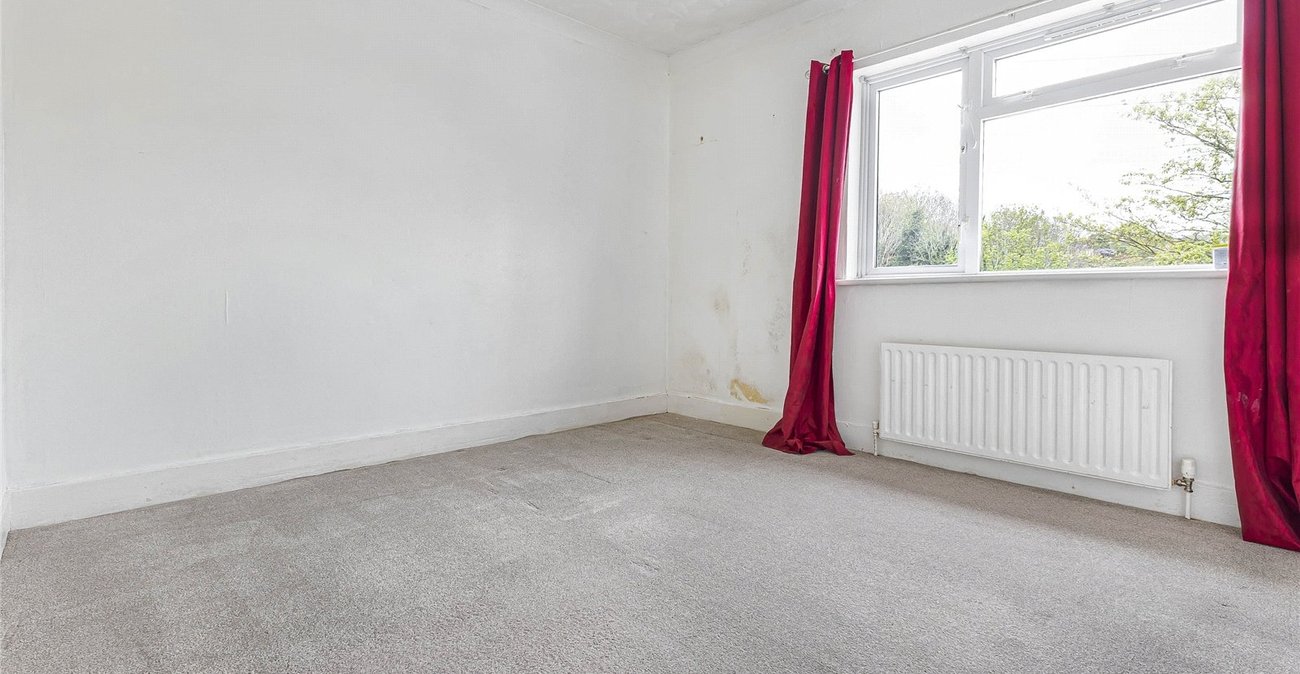 2 bedroom house for sale in Strood | Robinson Michael & Jackson