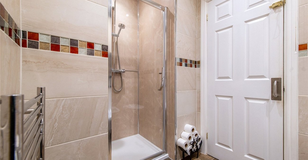 7 bedroom house for sale in Higham | Robinson Michael & Jackson