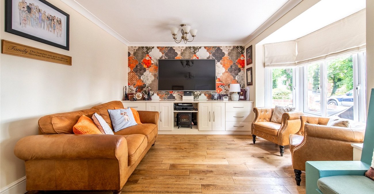 7 bedroom house for sale in Higham | Robinson Michael & Jackson