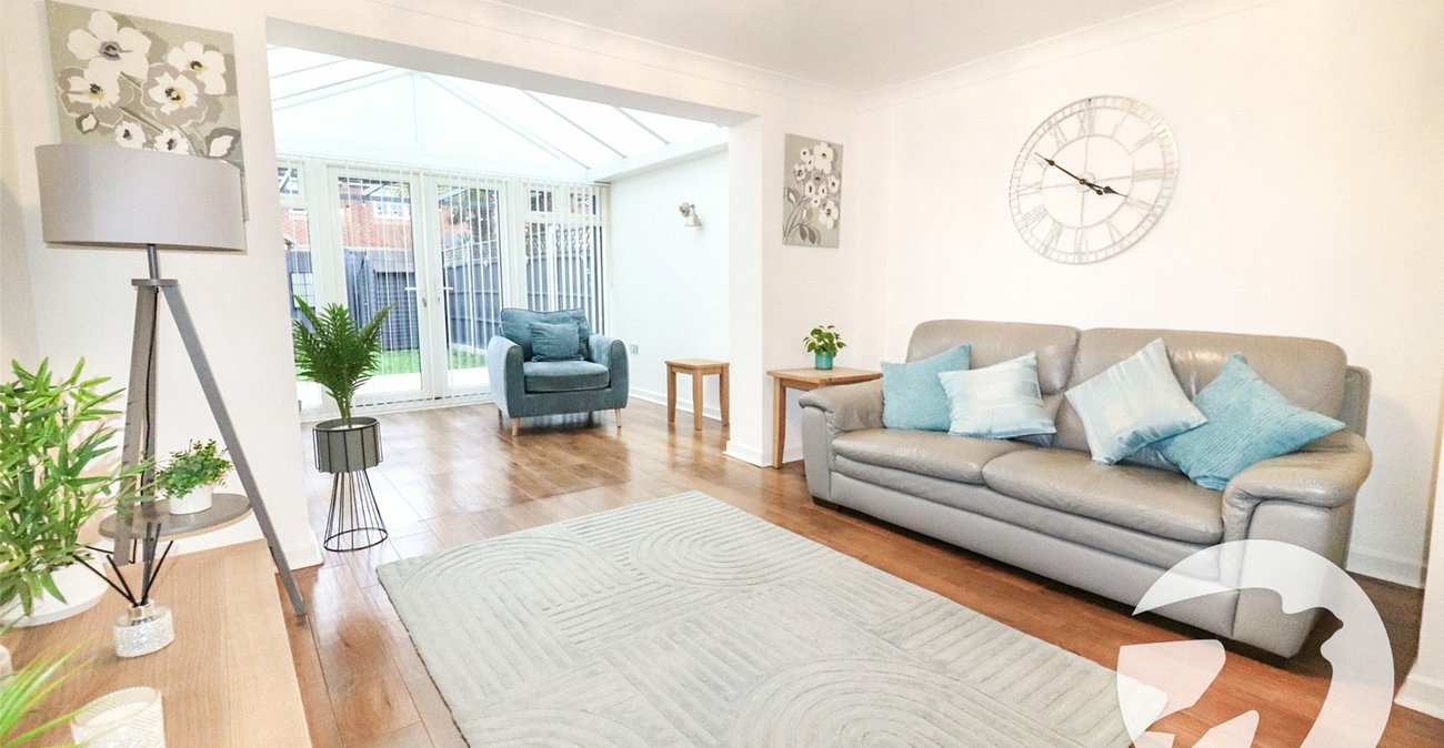 2 bedroom house for sale in Erith | Robinson Jackson