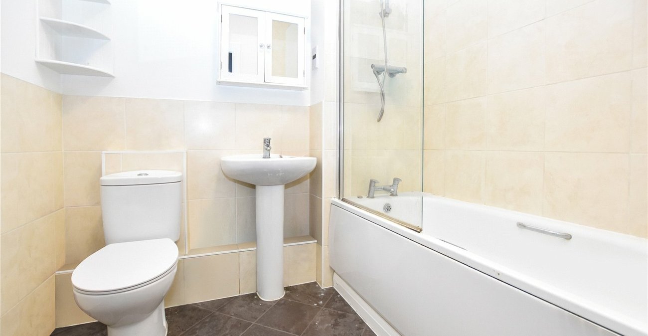 1 bedroom property for sale in Bexleyheath | Robinson Jackson