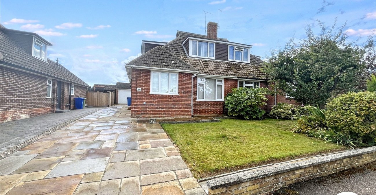 3 bedroom bungalow for sale in Sittingbourne | Robinson Michael & Jackson