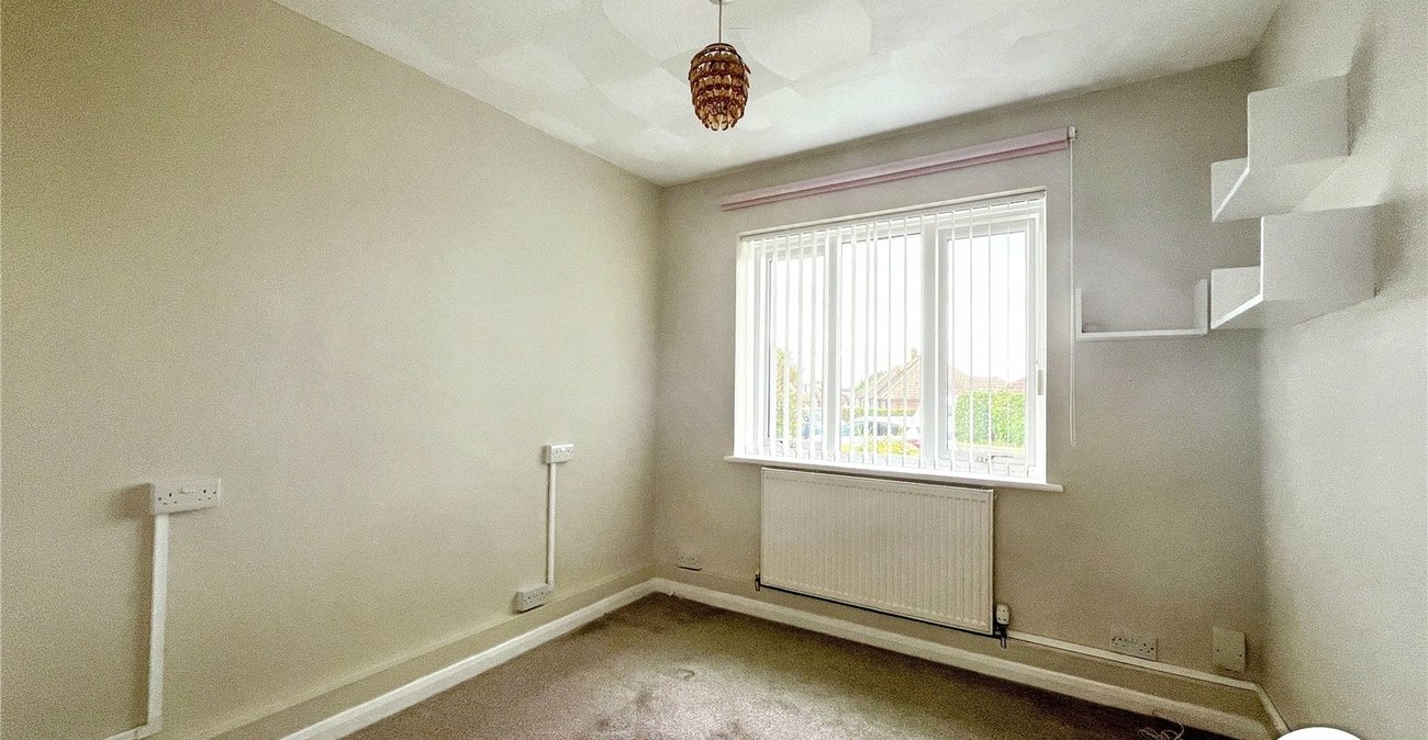 3 bedroom bungalow for sale in Sittingbourne | Robinson Michael & Jackson