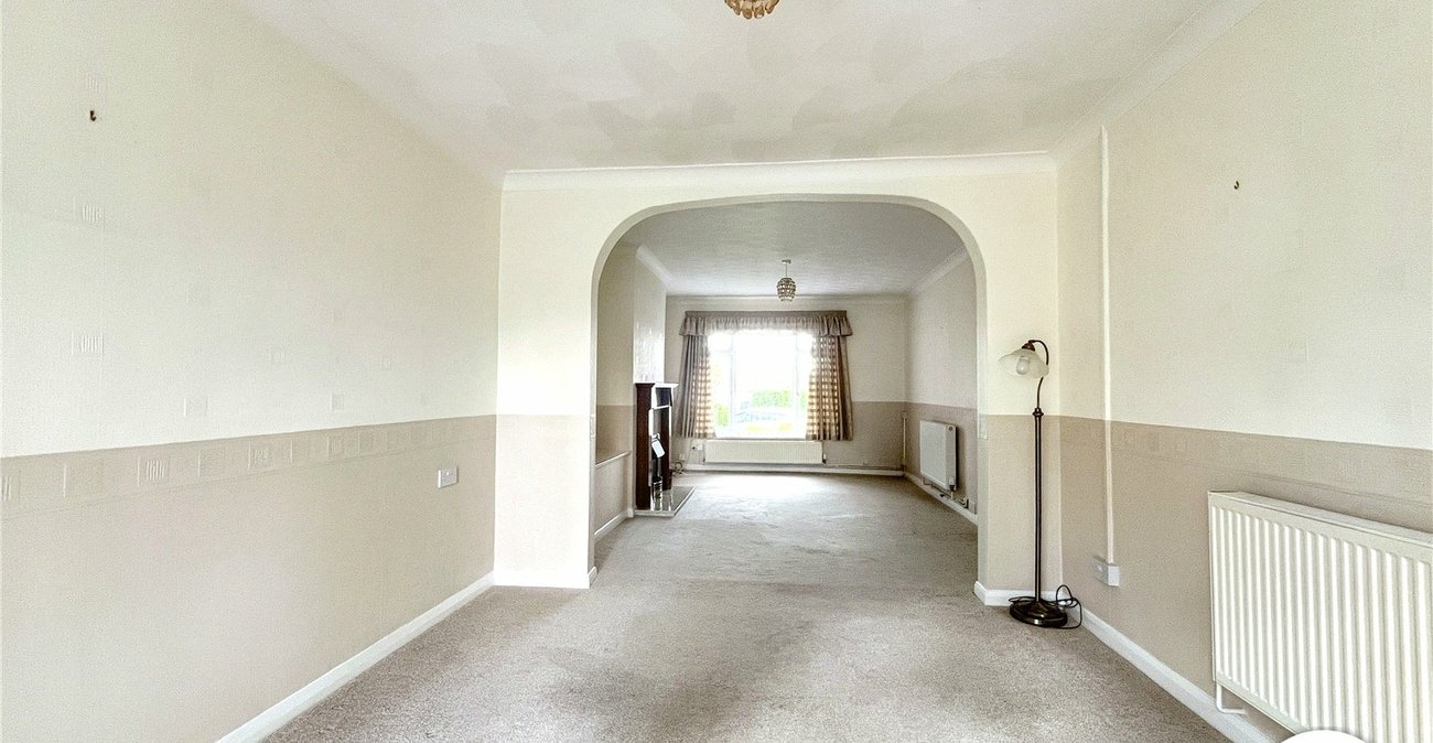 3 bedroom bungalow for sale in Sittingbourne | Robinson Michael & Jackson