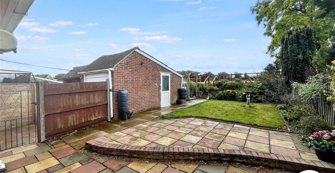 3 bedroom bungalow for sale in Sittingbourne | Robinson Michael & Jackson
