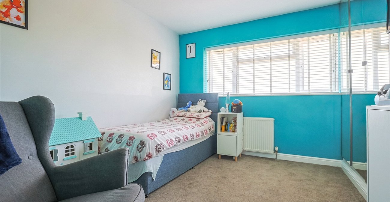 5 bedroom bungalow for sale in Sittingbourne | Robinson Michael & Jackson