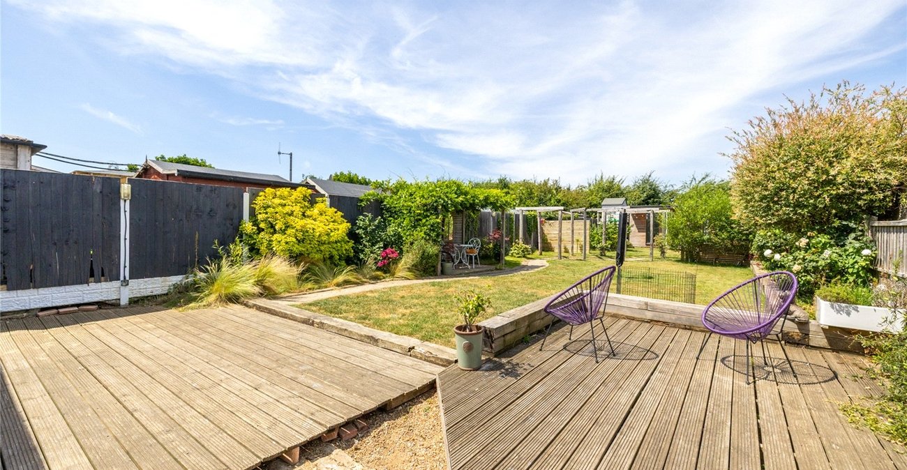 5 bedroom bungalow for sale in Sittingbourne | Robinson Michael & Jackson
