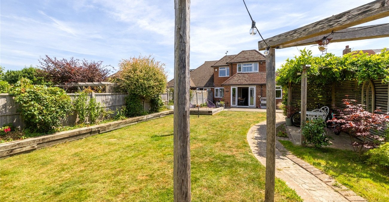 5 bedroom bungalow for sale in Sittingbourne | Robinson Michael & Jackson
