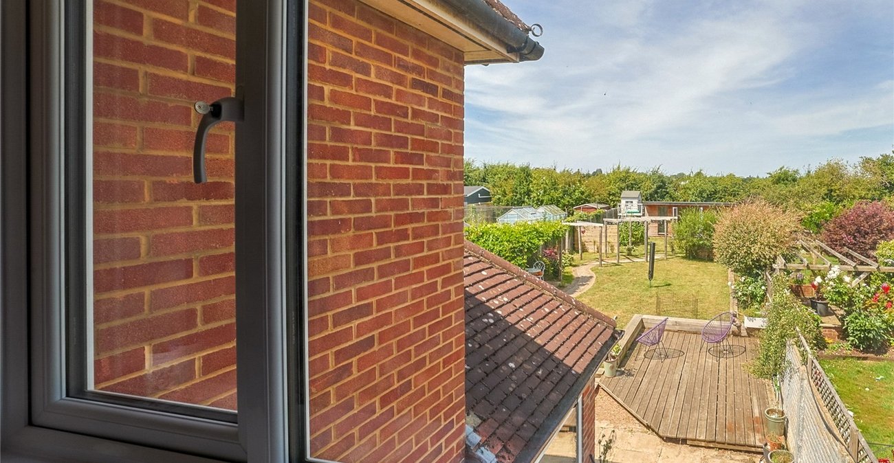 5 bedroom bungalow for sale in Sittingbourne | Robinson Michael & Jackson