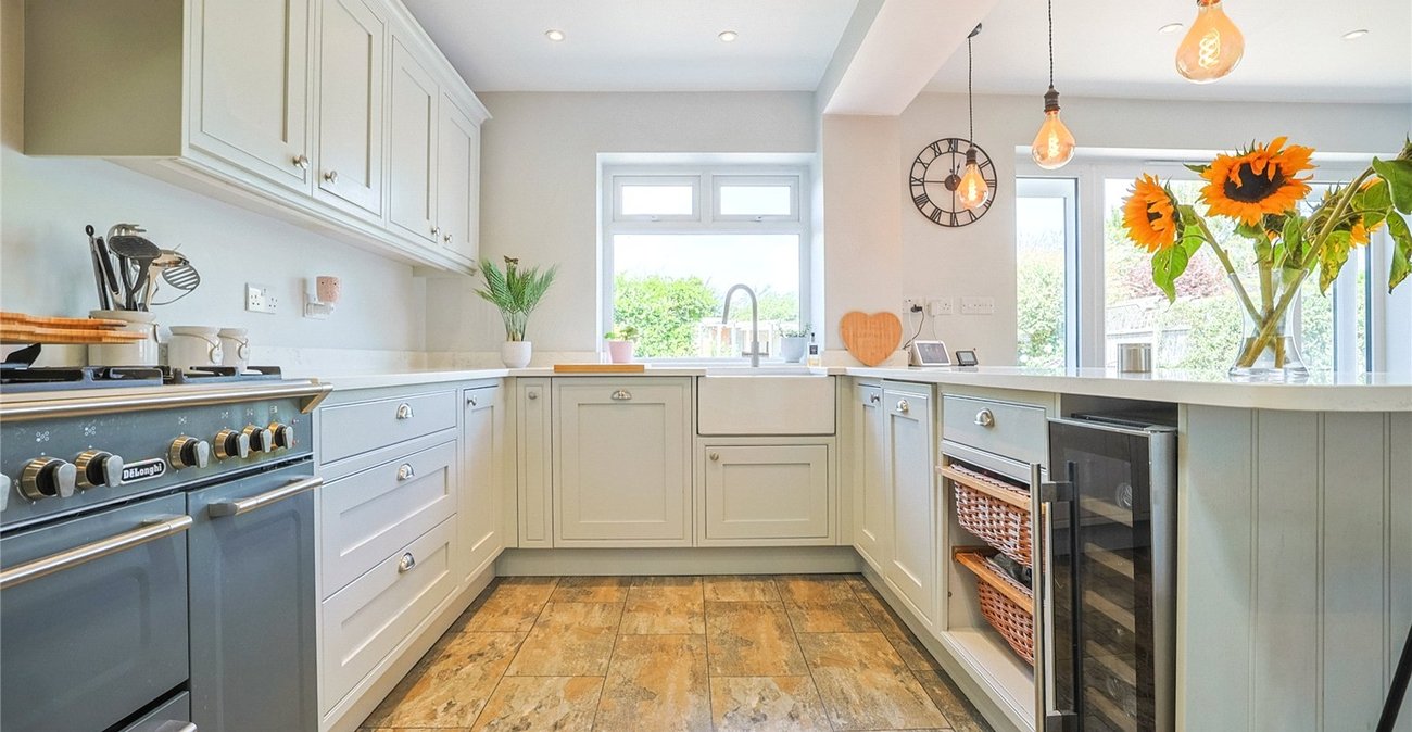 5 bedroom bungalow for sale in Sittingbourne | Robinson Michael & Jackson