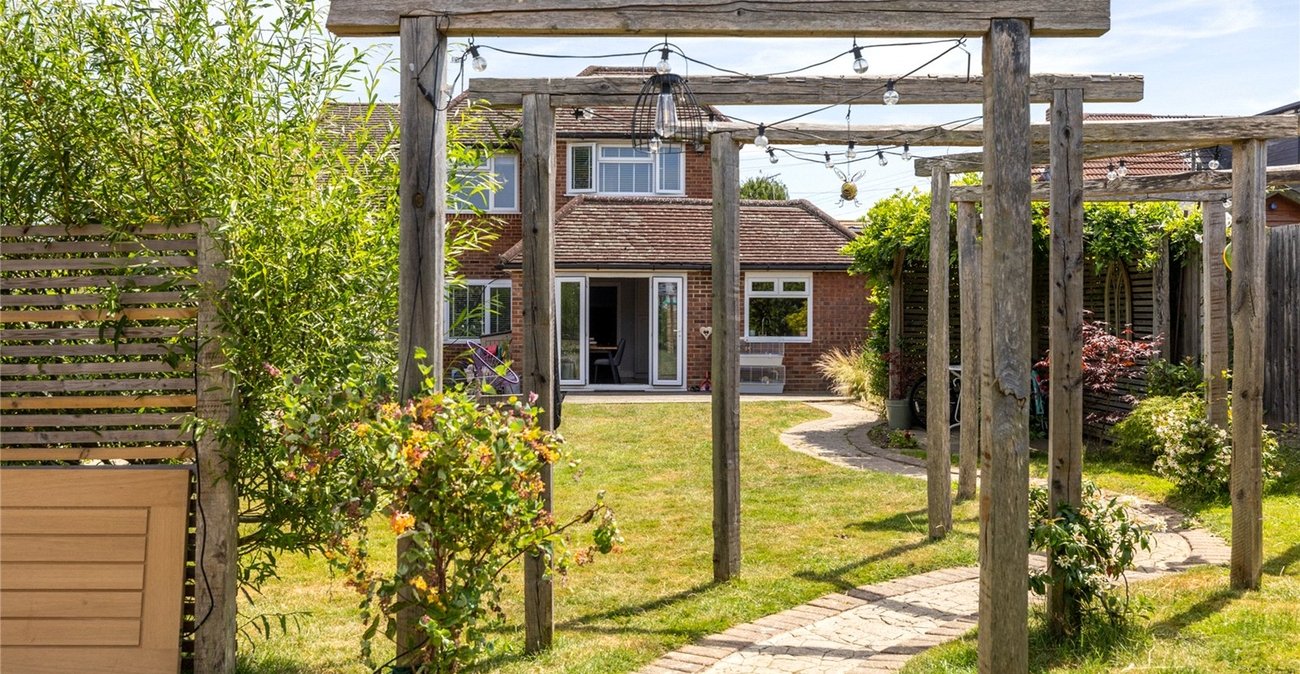 5 bedroom bungalow for sale in Sittingbourne | Robinson Michael & Jackson