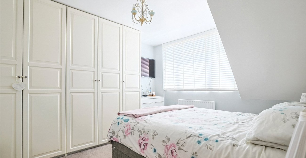 5 bedroom bungalow for sale in Sittingbourne | Robinson Michael & Jackson
