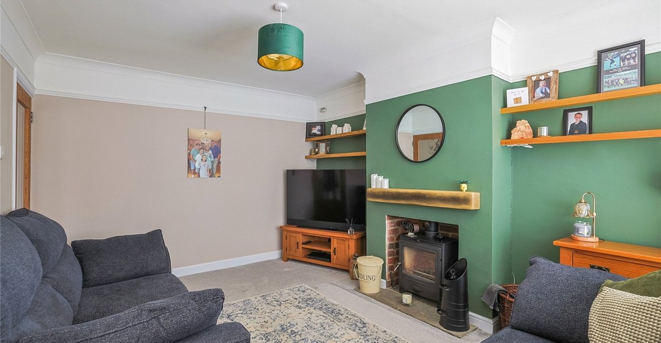 5 bedroom bungalow for sale in Sittingbourne | Robinson Michael & Jackson