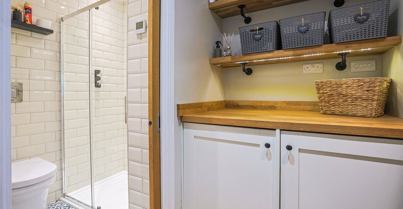 5 bedroom bungalow for sale in Sittingbourne | Robinson Michael & Jackson